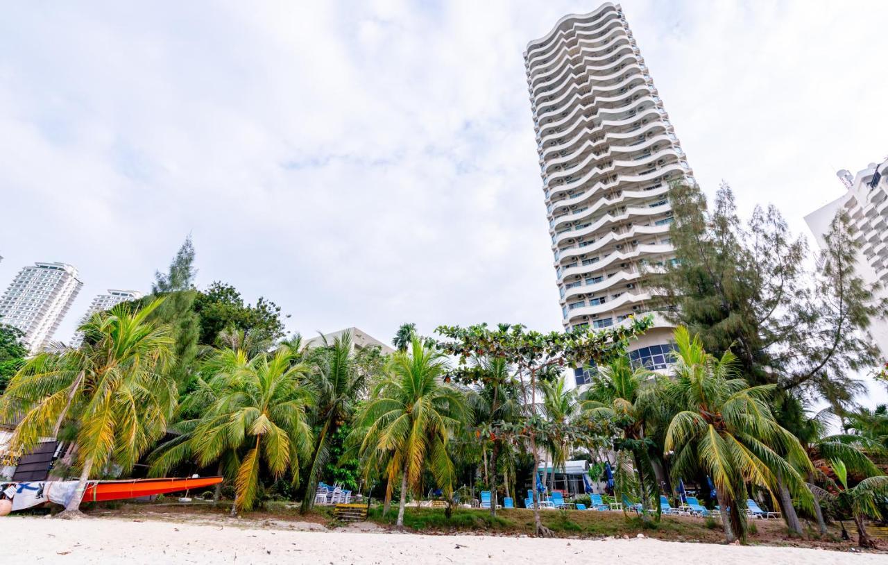 Romantic Couple Suite + Beach-Front Balcony Tanjung Bungah  Ngoại thất bức ảnh