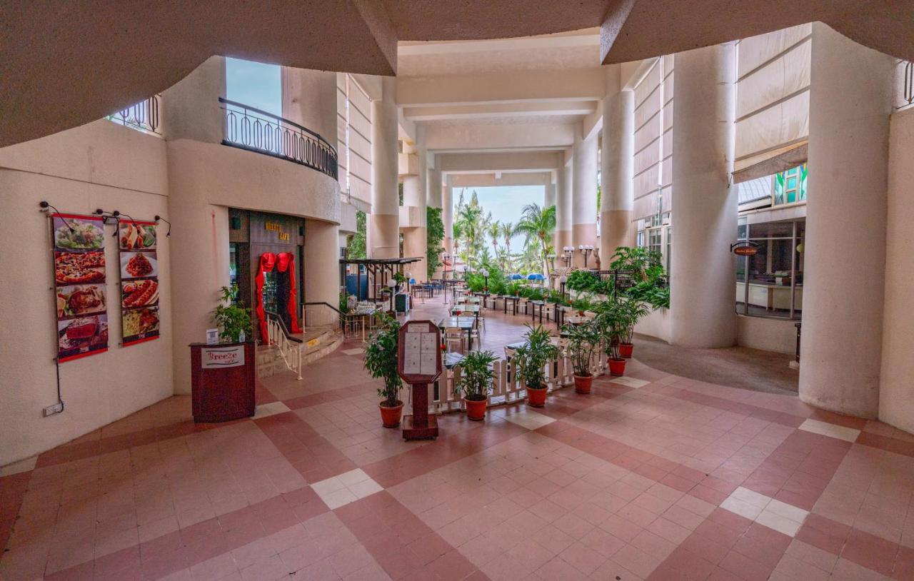Romantic Couple Suite + Beach-Front Balcony Tanjung Bungah  Ngoại thất bức ảnh