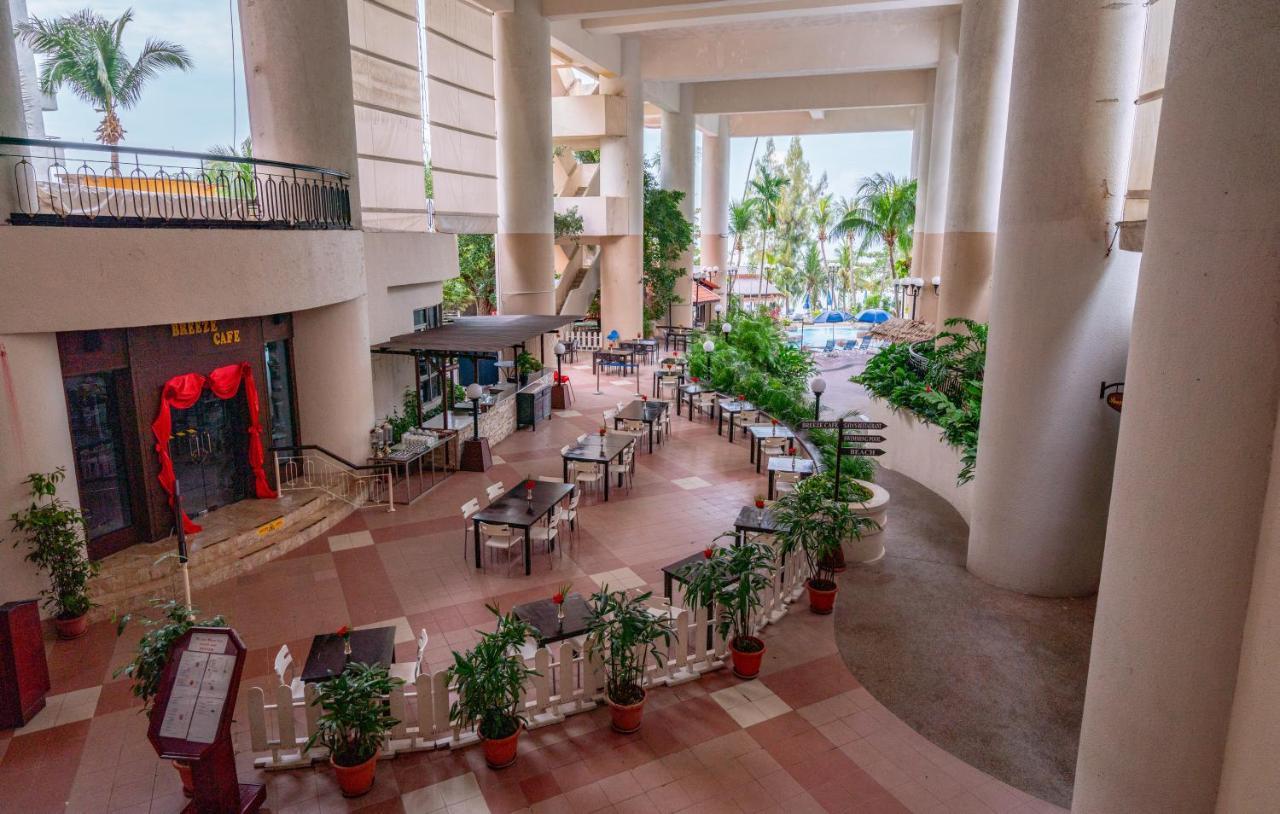 Romantic Couple Suite + Beach-Front Balcony Tanjung Bungah  Ngoại thất bức ảnh